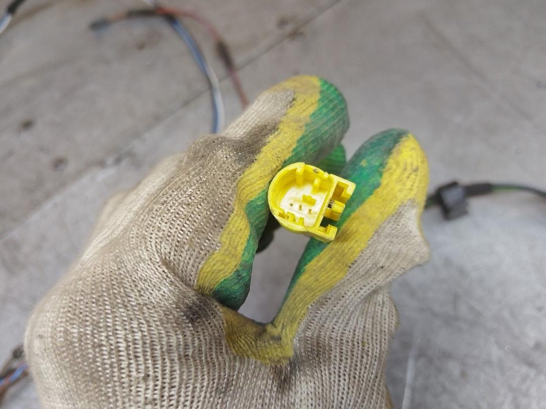 Проводка двери передней правой 6US8N4 BMW 5 E39 undefined