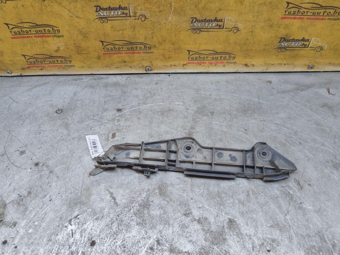 Кронштейн крепления бампера заднего 4Q2YTR Toyota Corolla купить