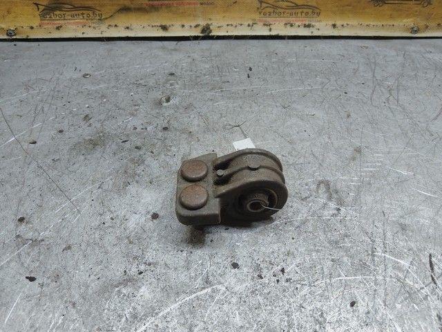 Подушка крепления КПП 5DGBS7 Volvo S60