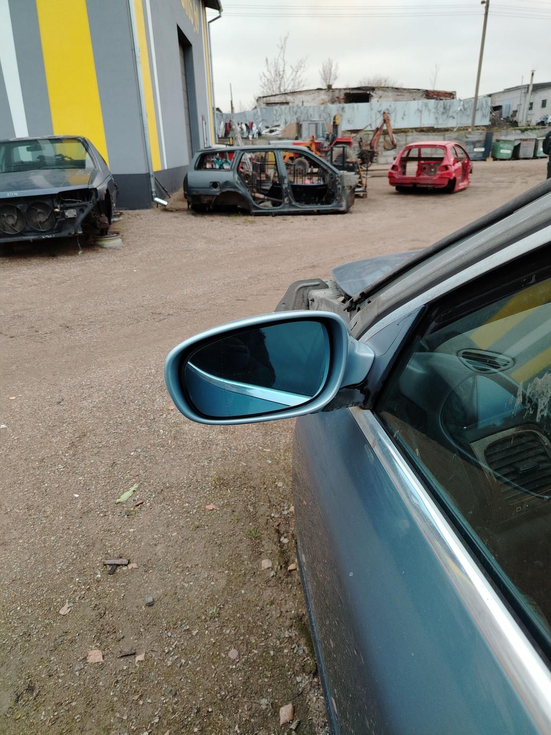 Зеркало наружное левое YZJE82 Peugeot 607