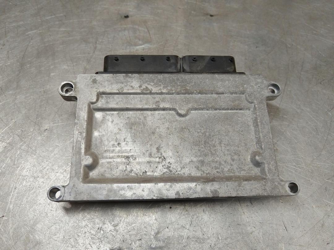 Блок управления двигателем 571HE6 Volvo XC70 купить с доставкой