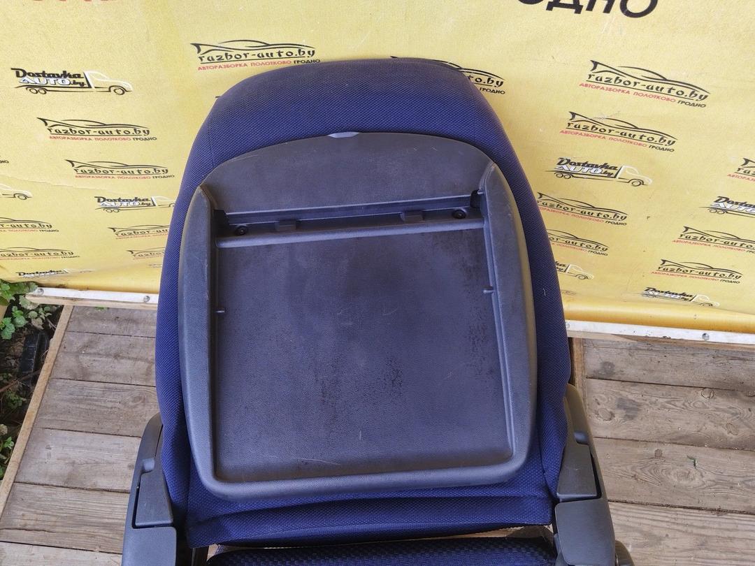 Сиденье переднее правое 86QFPD Fiat Stilo undefined