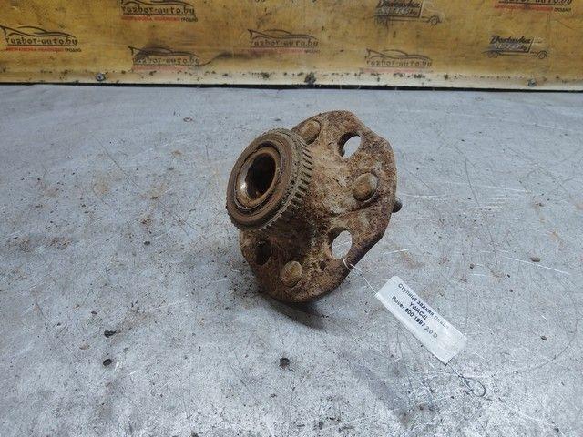 Ступица задняя левая YWACJL Rover 600 купить