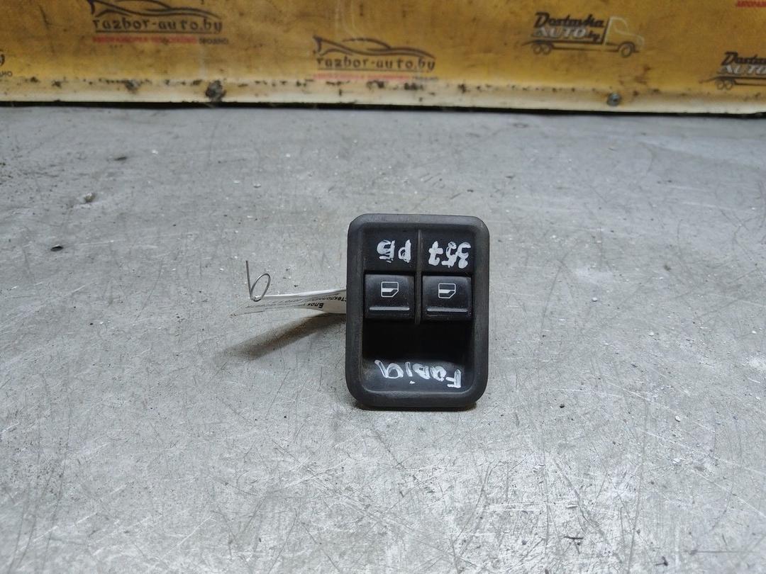 Блок управления стеклоподъемниками GC697R Skoda Fabia