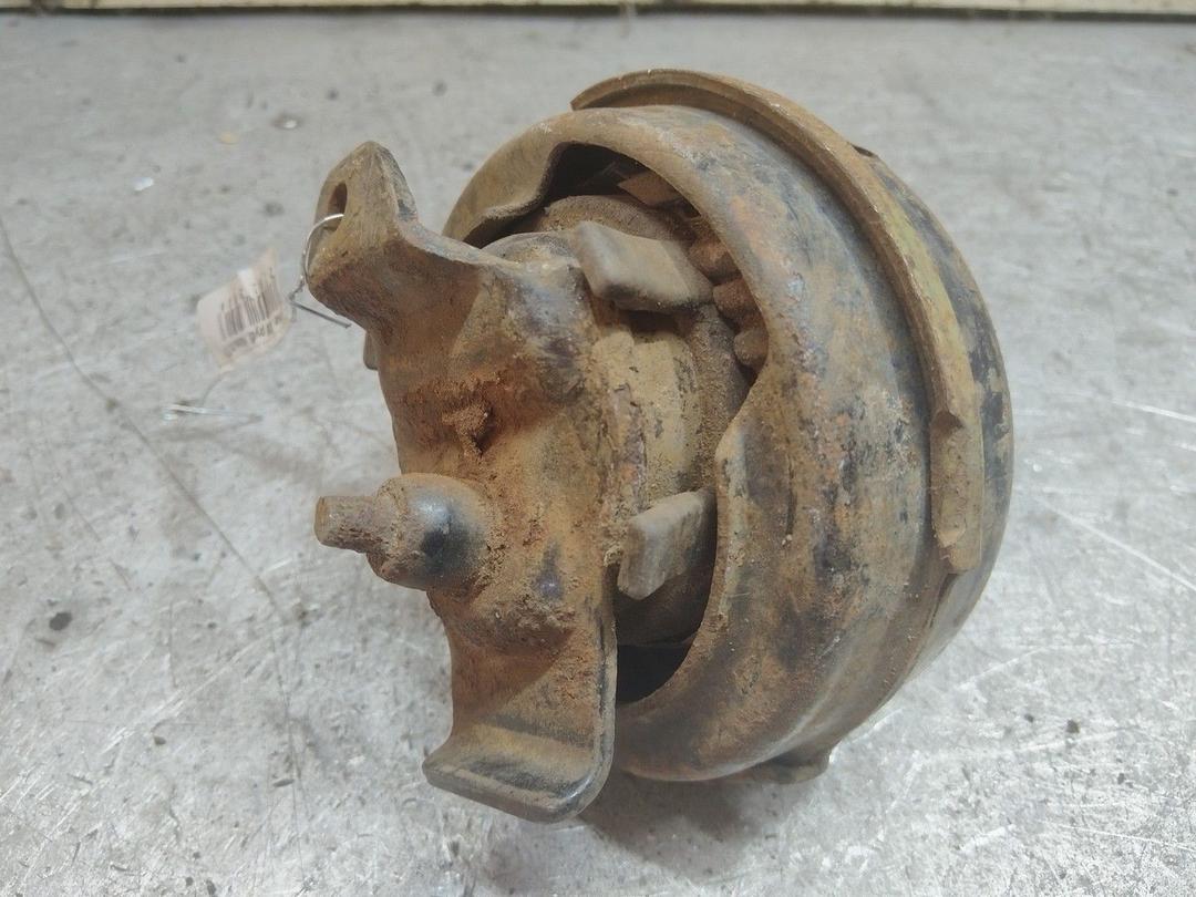 Подушка крепления двигателя 7W0YD5 Volkswagen Passat - Фото 4