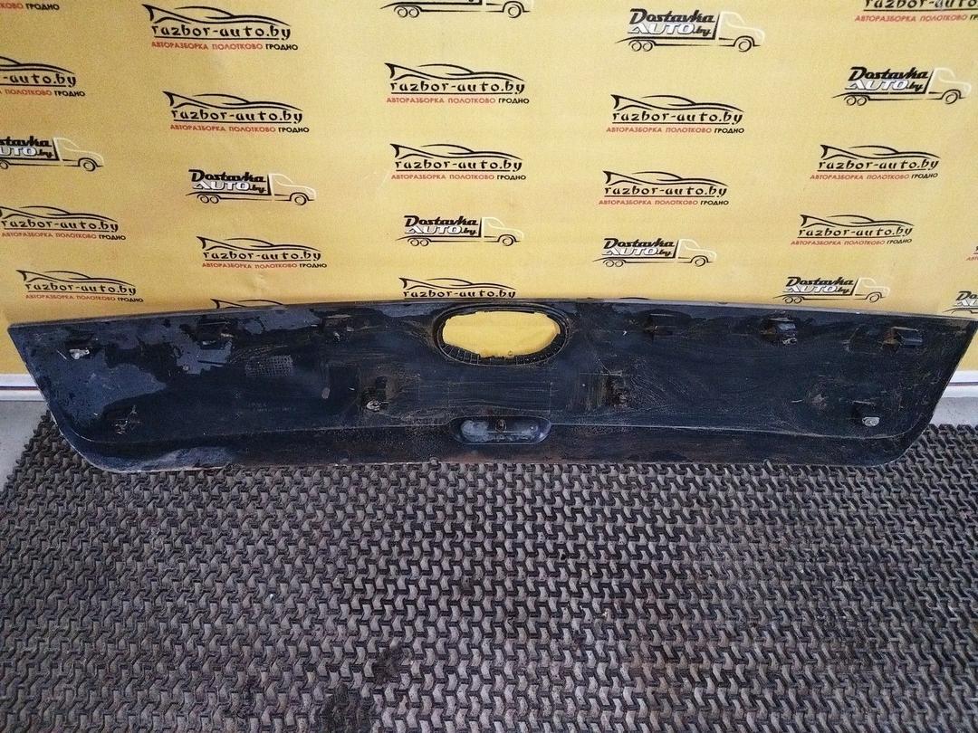 Молдинг крышки багажника DLF0J4 Renault Kangoo купить с доставкой