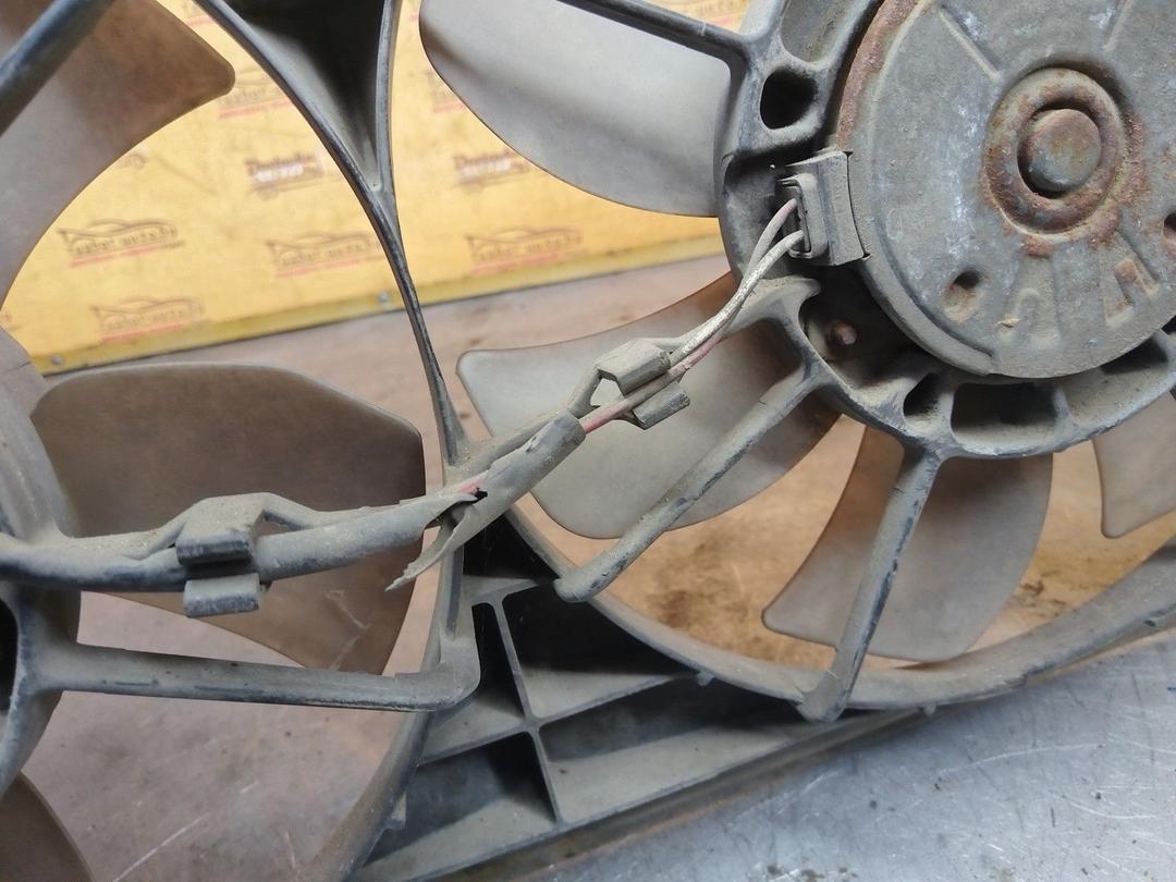 Вентилятор радиатора 4DRPM5 Toyota Corolla undefined