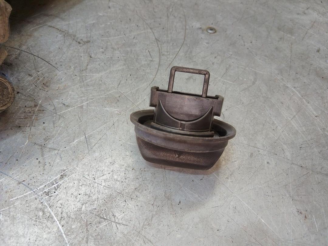 Горловина топливного бака 6AIT09 Renault Safrane купить в магазине запчастей бу