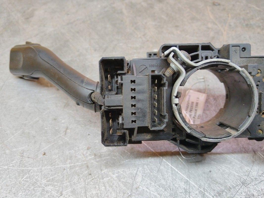 Переключатель подрулевой (стрекоза) F63XM6 Volkswagen Passat купить с доставкой