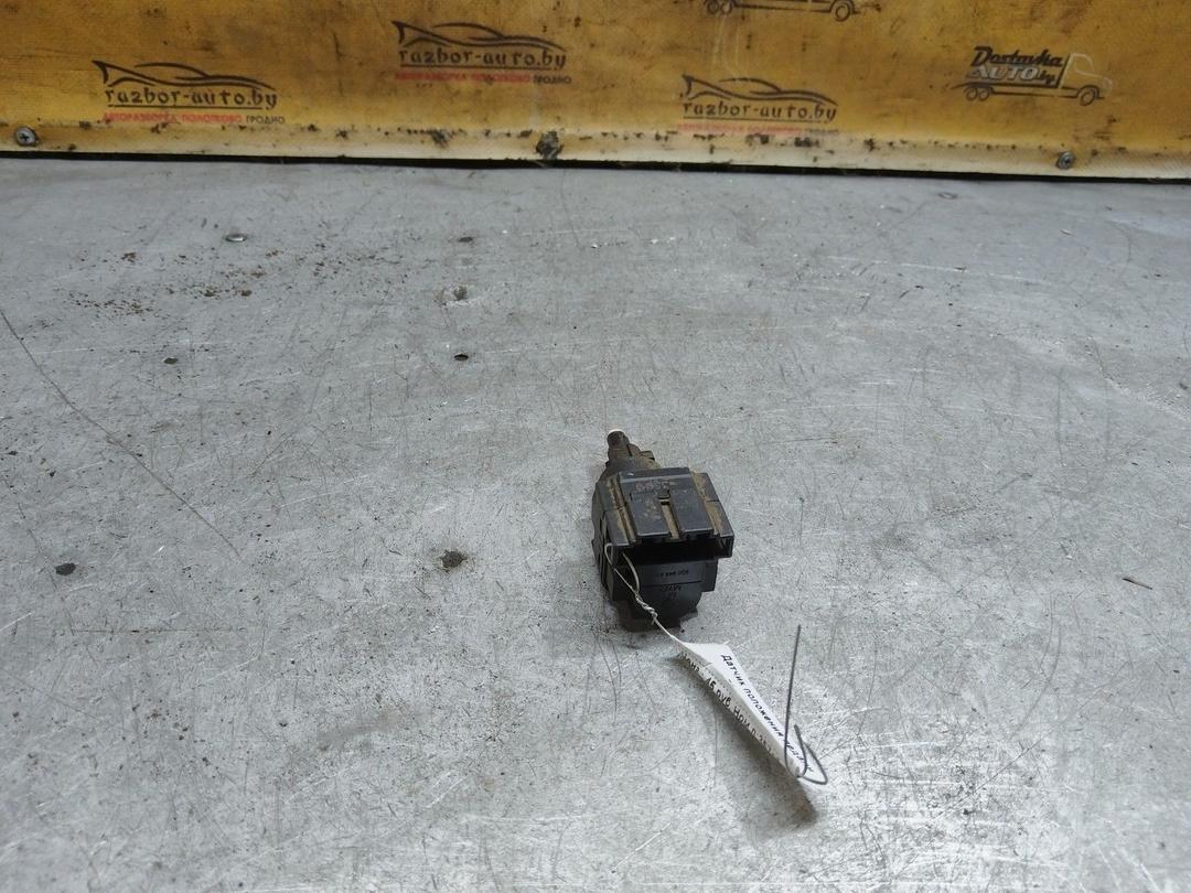 Датчик положения педали тормоза YP52TL Skoda Fabia купить с доставкой