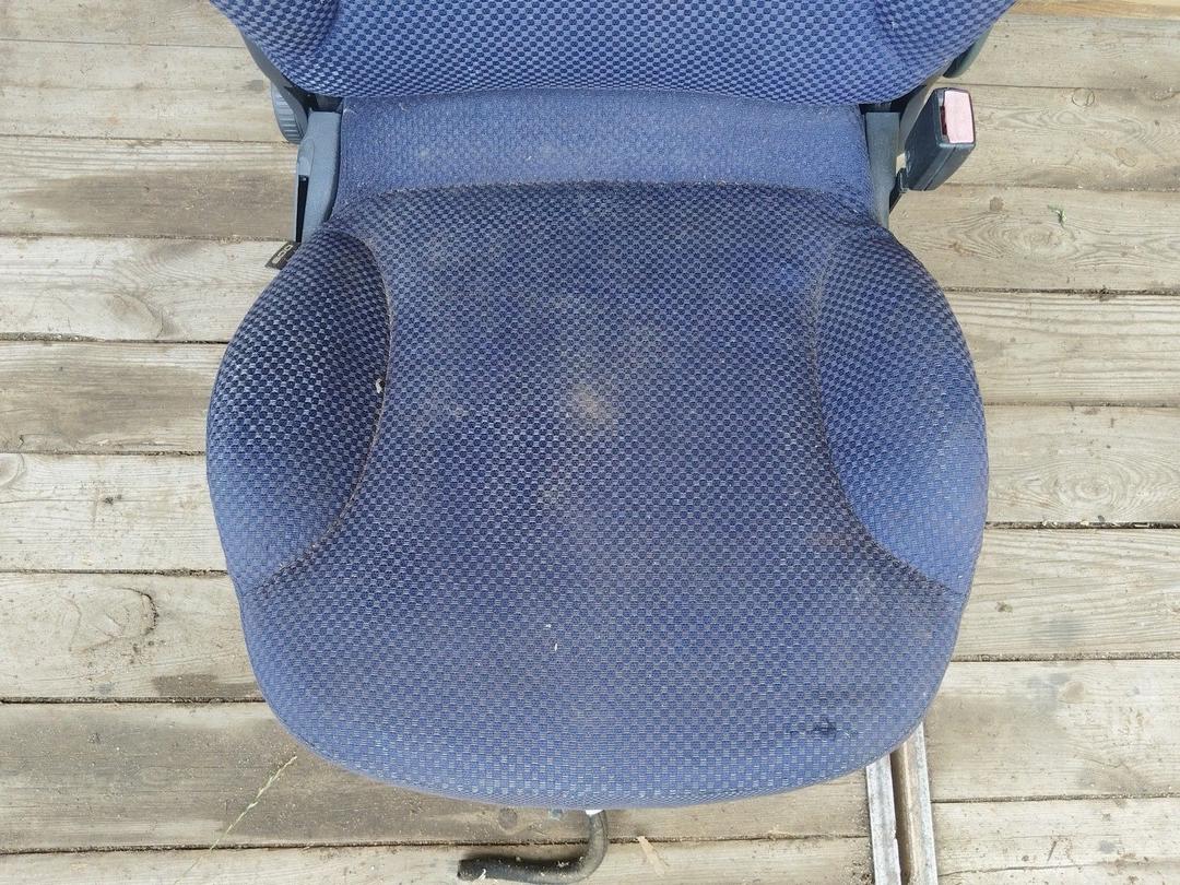 Сиденье переднее правое 86QFPD Fiat Stilo купить в магазине запчастей бу