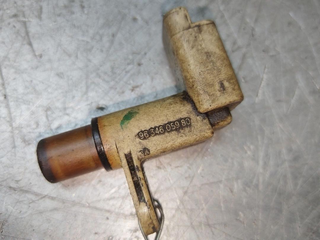 Датчик распредвала 24ERZU Peugeot 406 - Фото 2