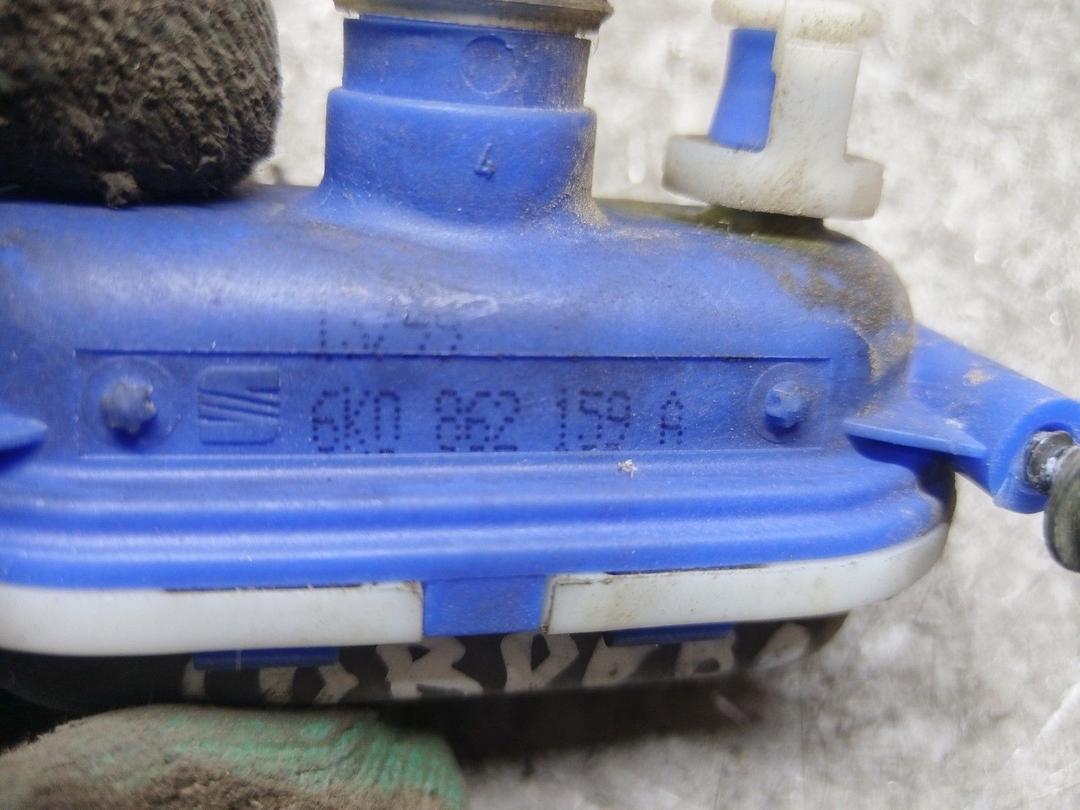 Активатор замка багажника SPMB53 Seat Cordoba купить в магазине запчастей бу