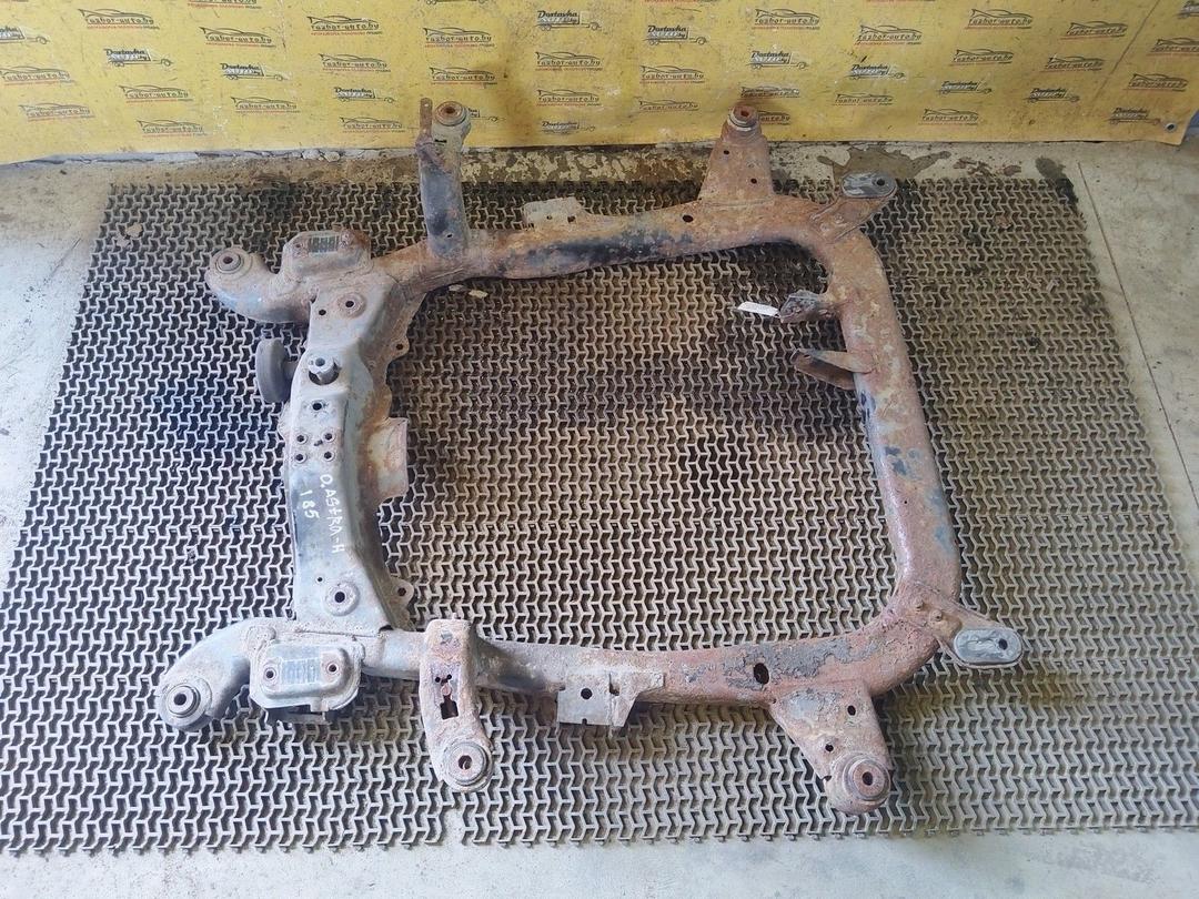 Балка подвески передняя (подрамник) XGHQ54 Opel Astra
