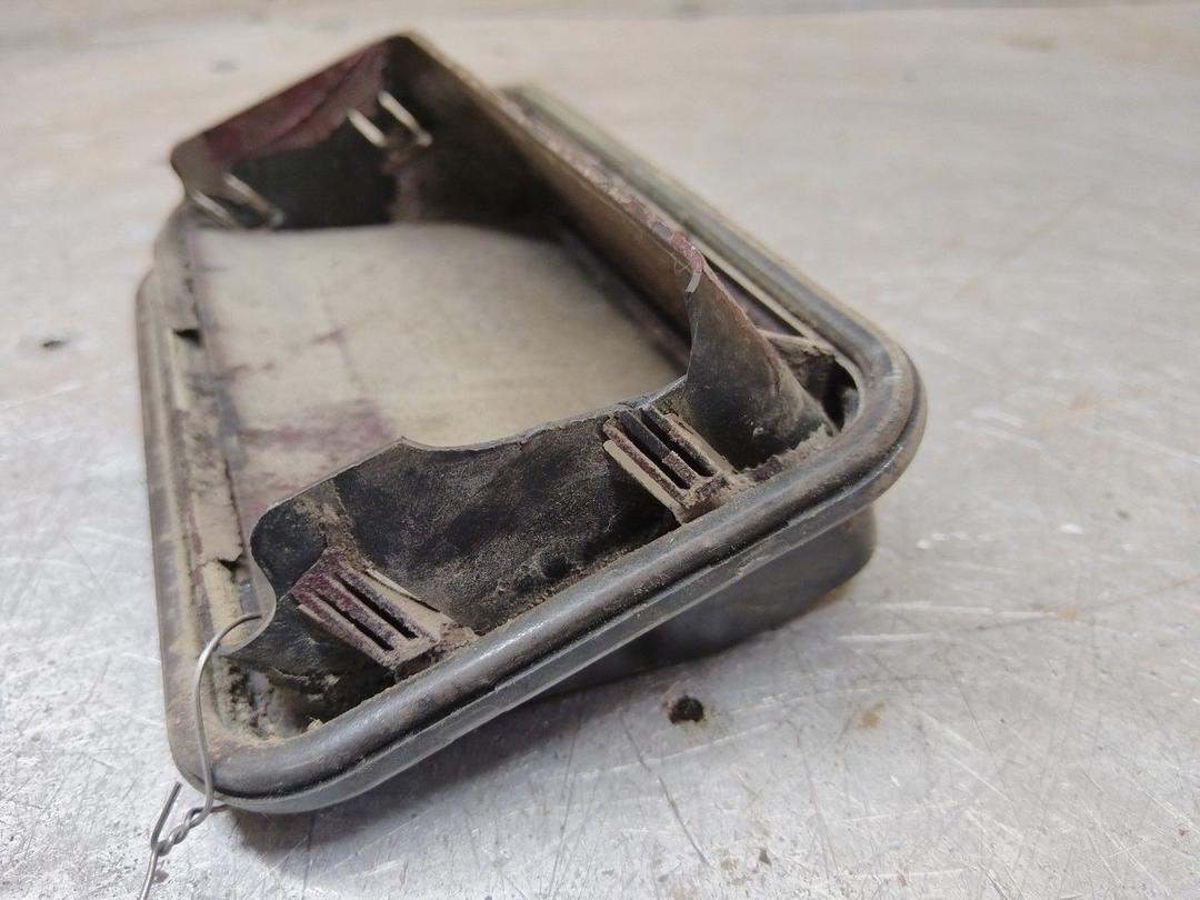 Решетка вентиляции кузова INM21K Volkswagen Passat купить с доставкой