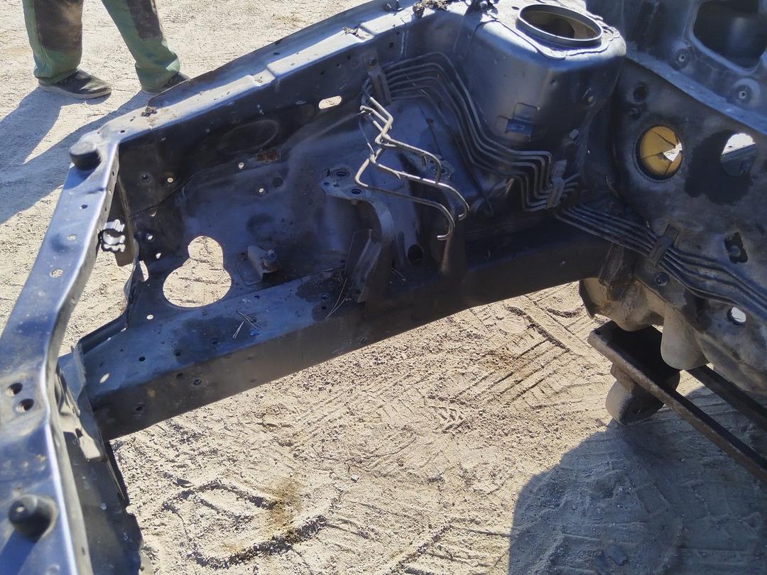 Передняя панель крепления облицовки (телевизор) 45ULQ9 Volvo V40 undefined