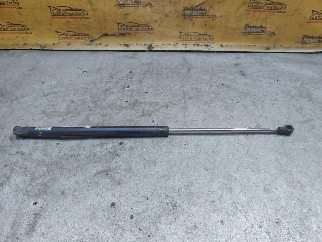 Амортизатор крышки багажника (3-5 двери) X4M6FS Audi A4 купить с доставкой