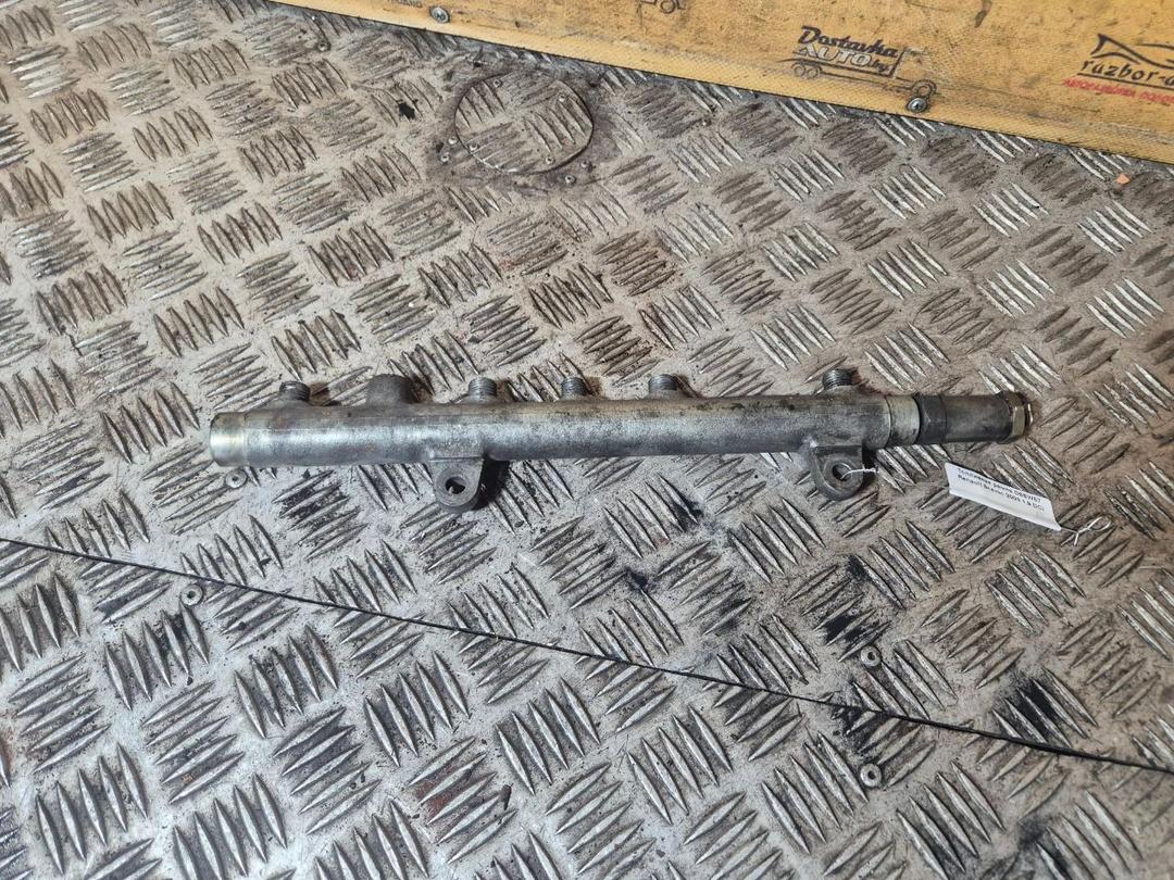 Топливная рампа O6SW57 Renault Scenic