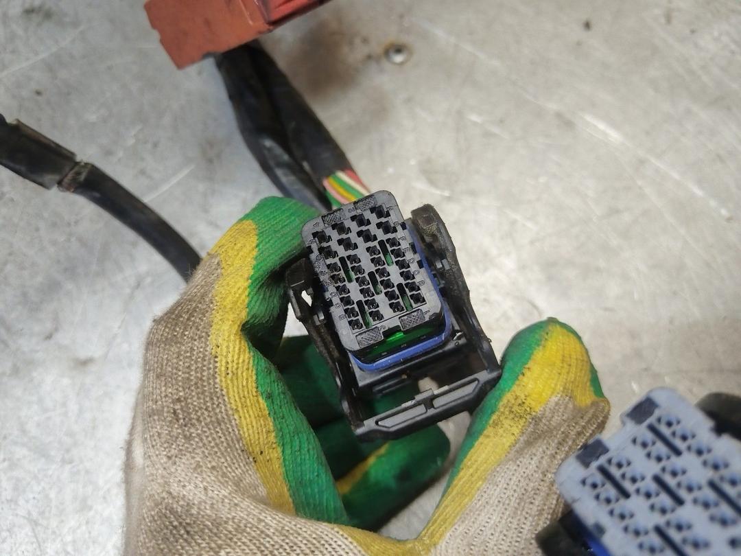 Проводка двигателя 9HH1P7 Citroen Xsara Picasso - Фото 3