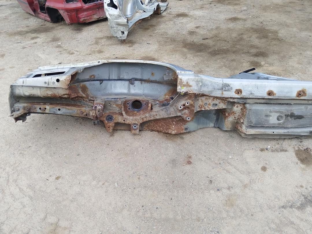 Крыло заднее правое TJF0G6 Toyota Avensis купить с доставкой