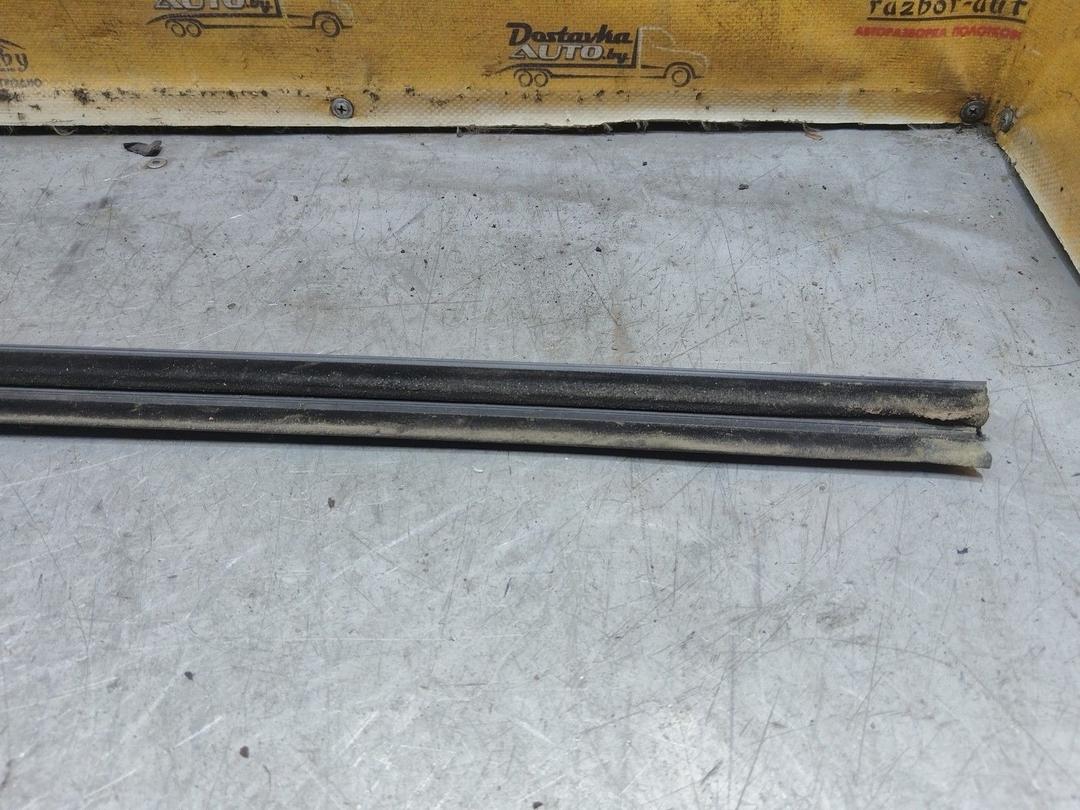 Молдинг стекла двери передней правой наружный X7MOSQ Opel Astra купить с доставкой. Огромный выбор запчастей и марок авто. У нас есть практически все.