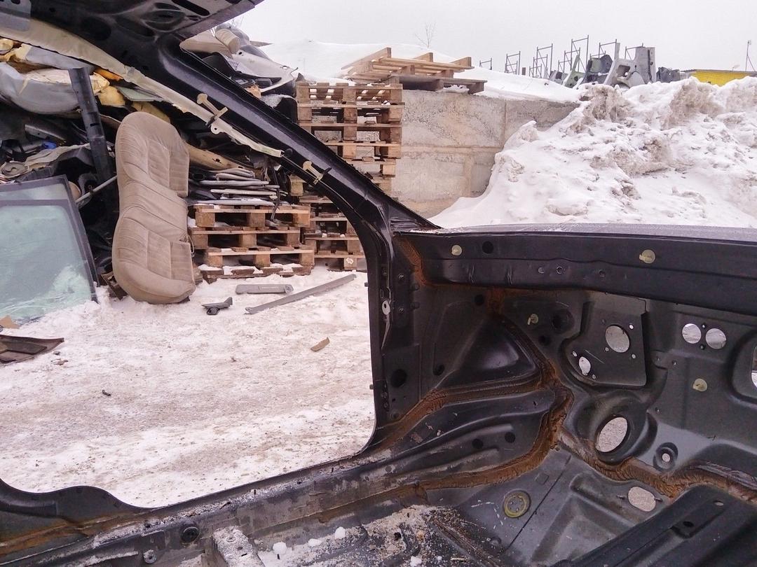 Стойка кузовная передняя левая XE4JR4 Volvo S60 купить с доставкой. Огромный выбор запчастей и марок авто. У нас есть практически все.