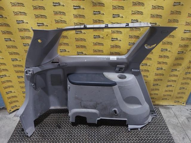 Обшивка багажника IYPUWO Mitsubishi Grandis купить