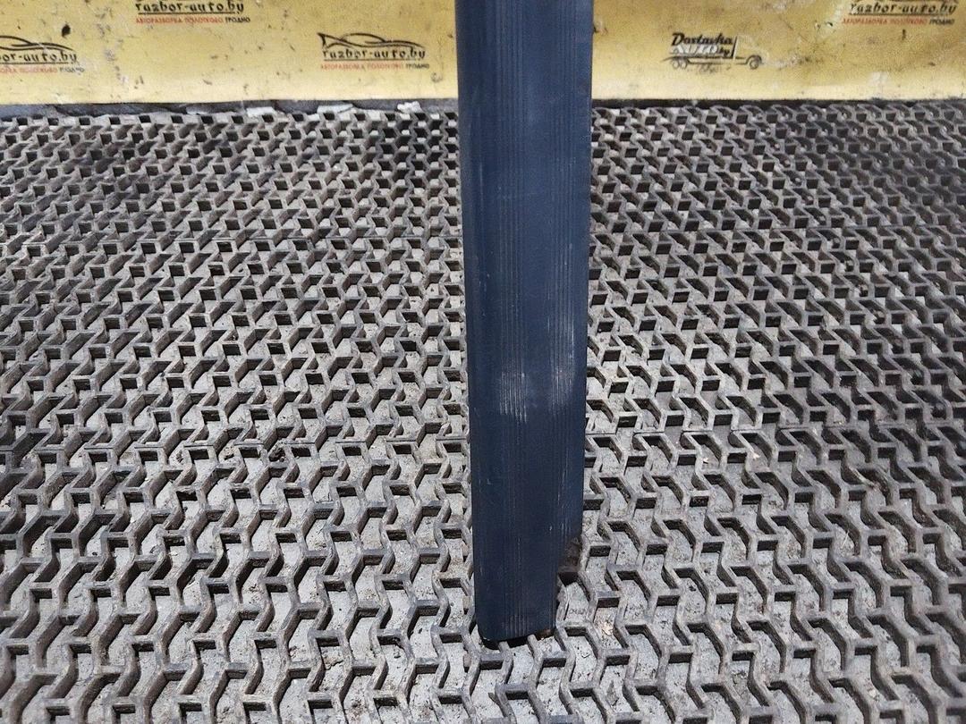 Накладка на порог HX44YN Audi 100 купить в магазине запчастей бу