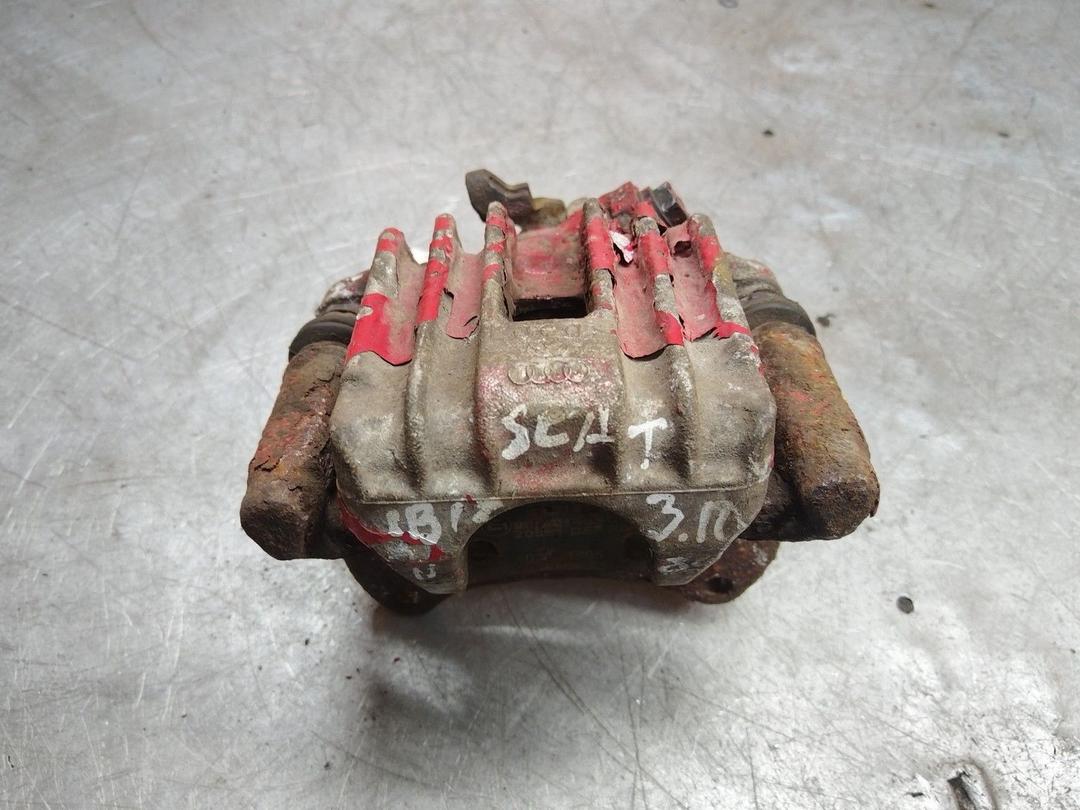 Суппорт задний правый 78JQ6M Volkswagen Golf