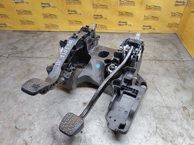 Узел педальный (блок педалей) 1G8XHP Opel Insignia