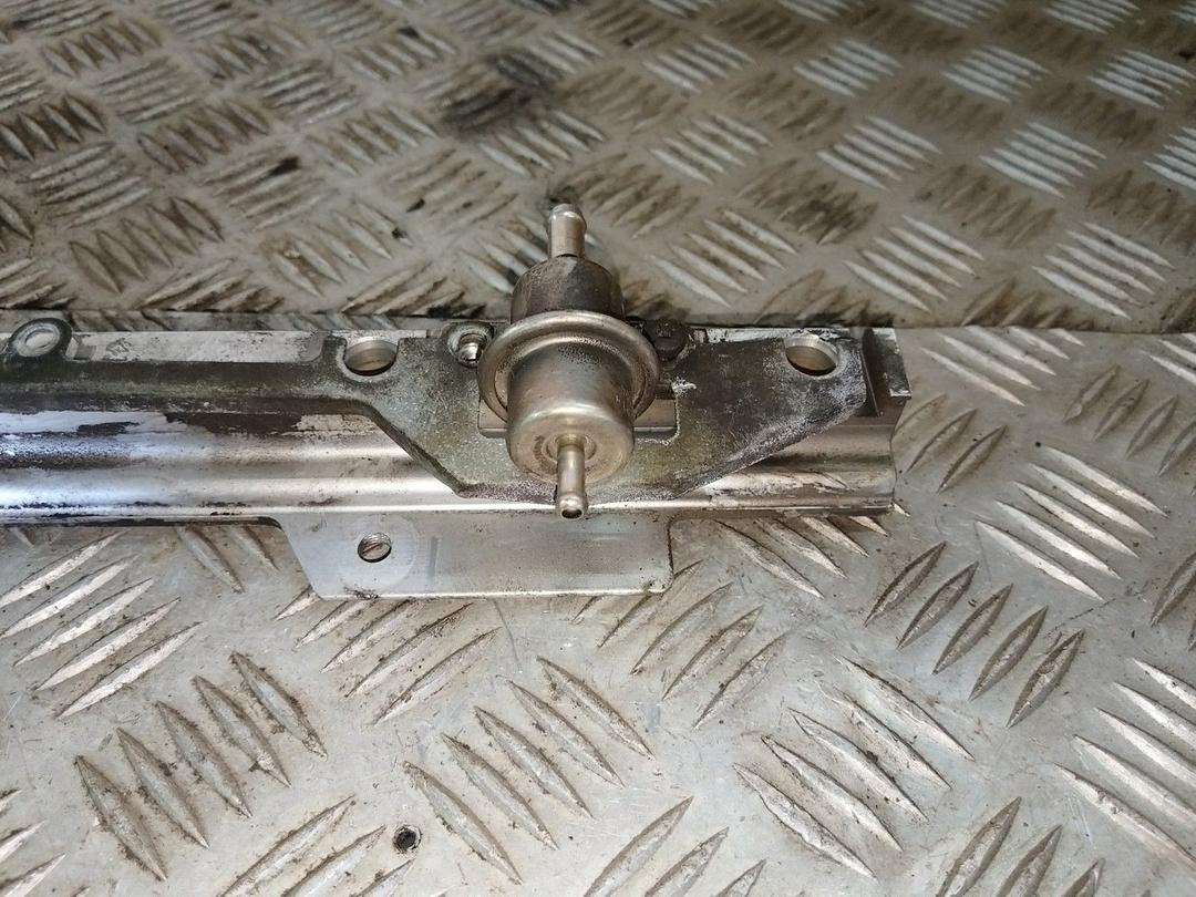 Топливная рампа E50J7F Renault Safrane - Фото 2