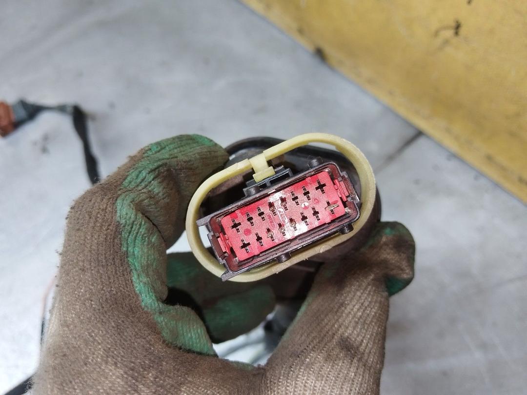 Проводка двери задней правой 10UHB8 Peugeot 307 купить