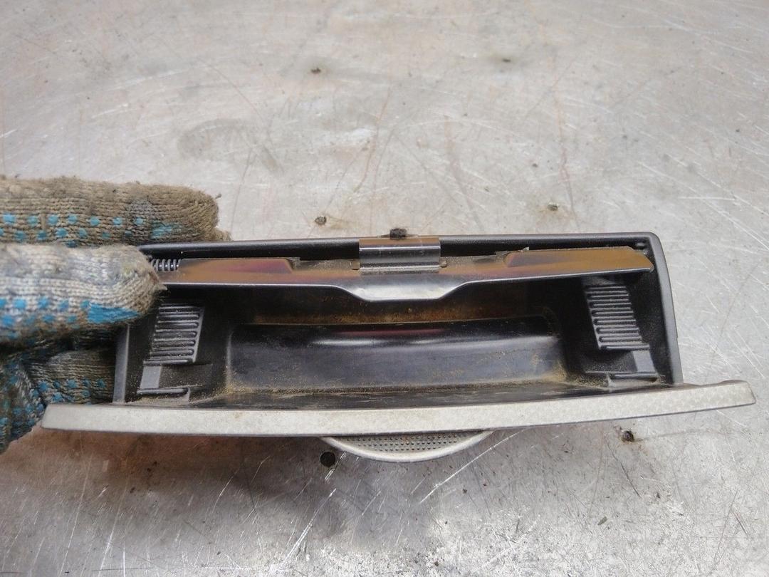 Пепельница 8YK81D Toyota Corolla - Фото 3