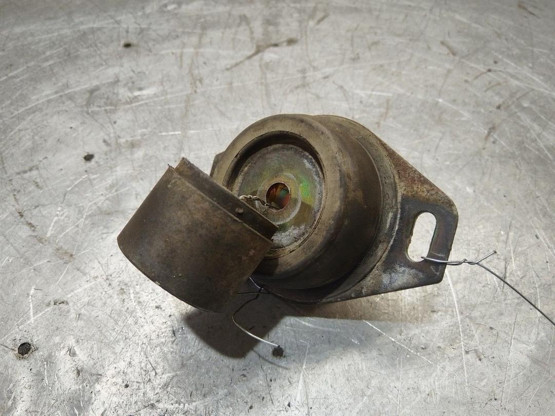 Подушка крепления КПП R1RZBM Citroen C5 купить