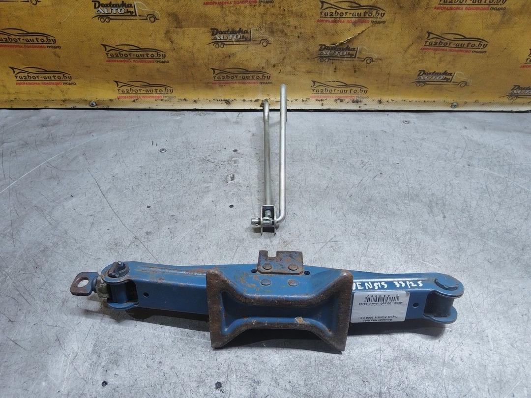 Домкрат NRKRMJ Toyota Avensis купить с доставкой