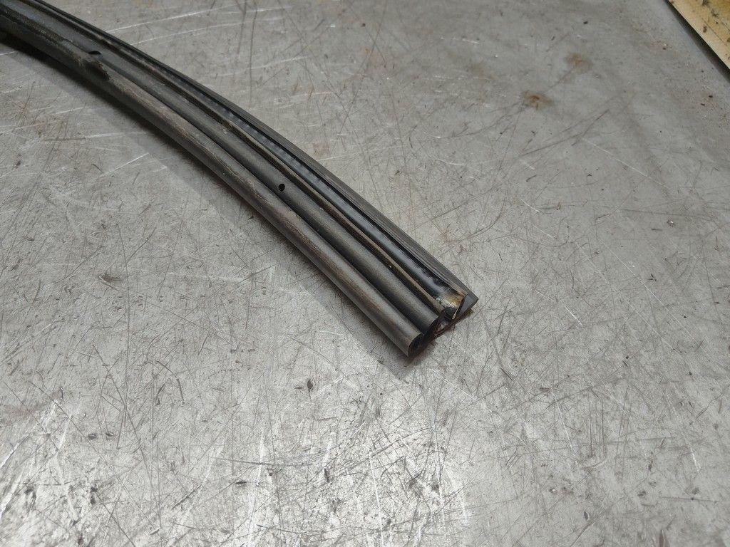 Уплотнитель двери передней левой NZX64C Ford Mondeo - Фото 3