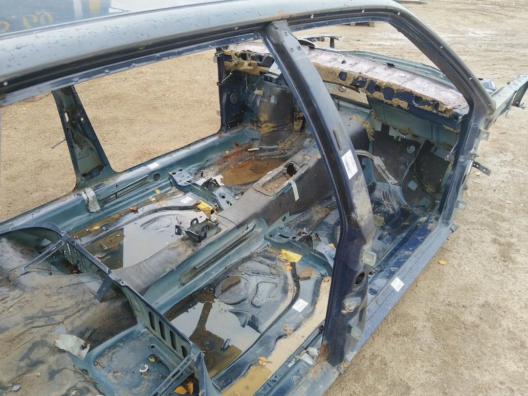 Стойка кузовная центральная правая C4R0L0 Audi 100 купить