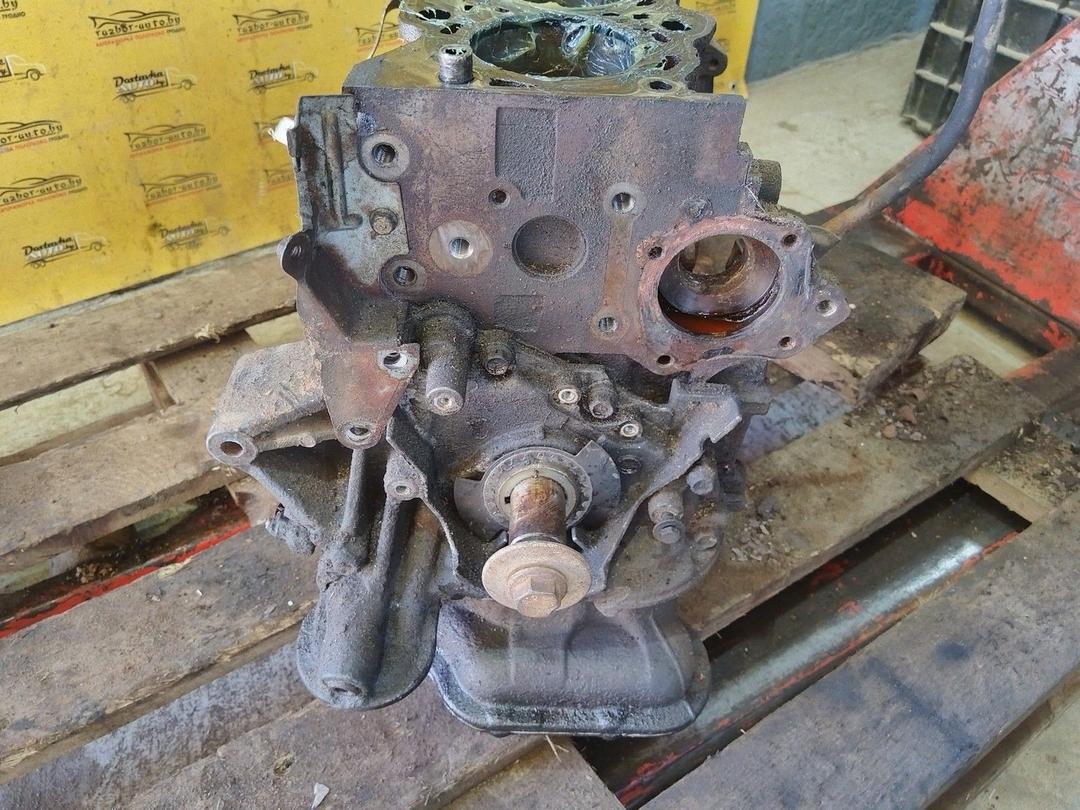 Блок цилиндров W3LA9P Mitsubishi Carisma - Фото 9