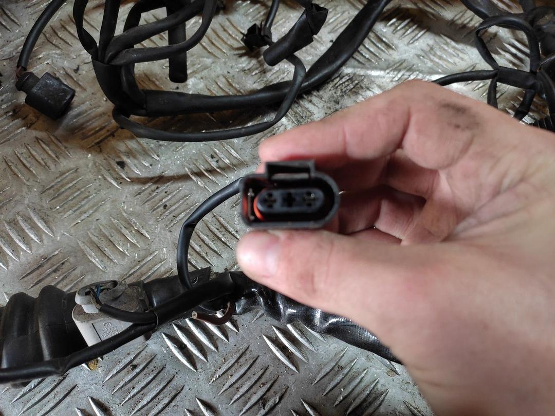 Проводка двигателя D18UBE Volkswagen Passat - Фото 4