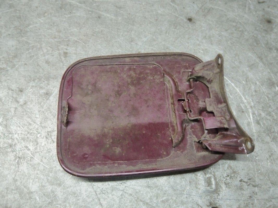 Лючок топливного бака IB69KK Audi 80 купить