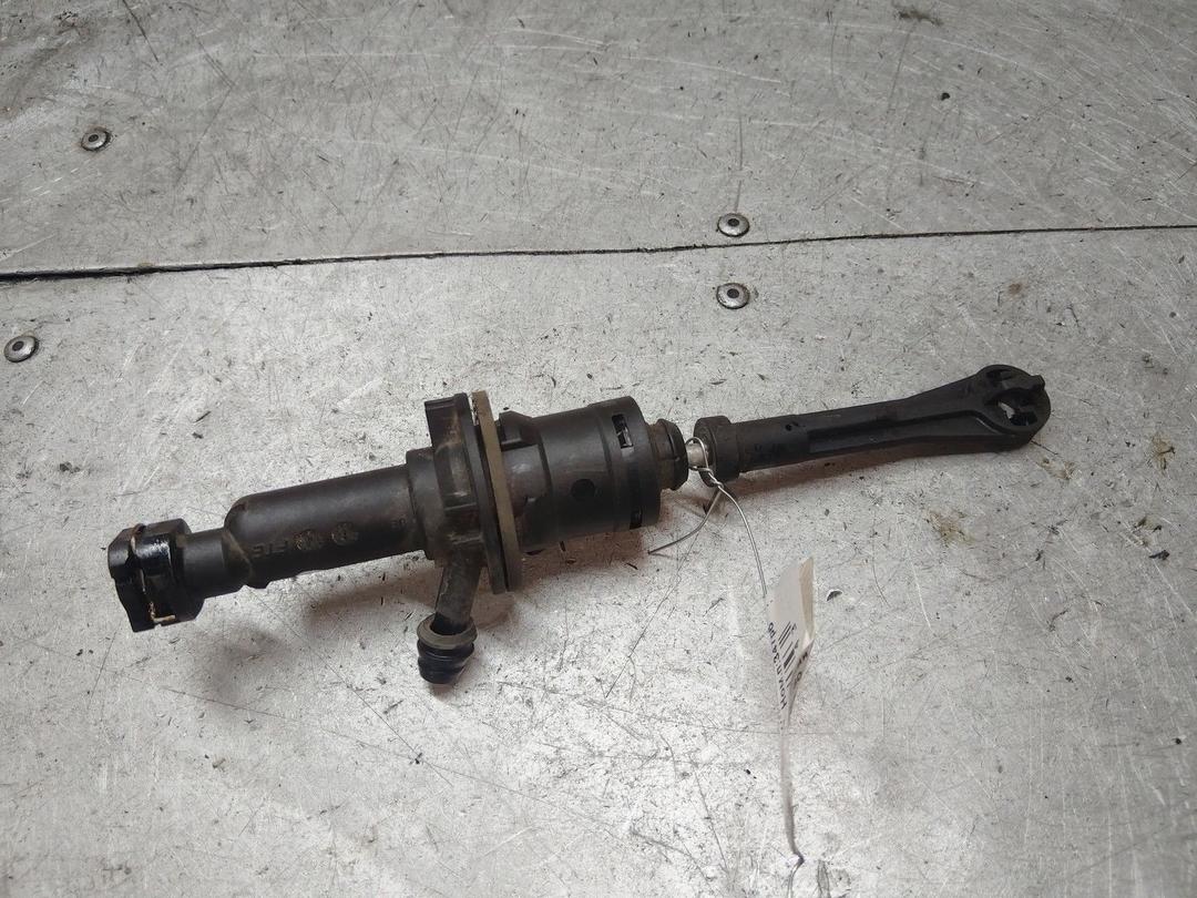 Цилиндр сцепления главный SZN180 Citroen Xsara Picasso