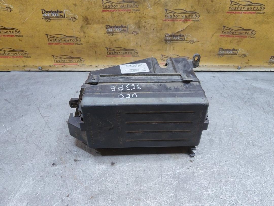 Блок предохранителей 6QU250 Daewoo Nubira