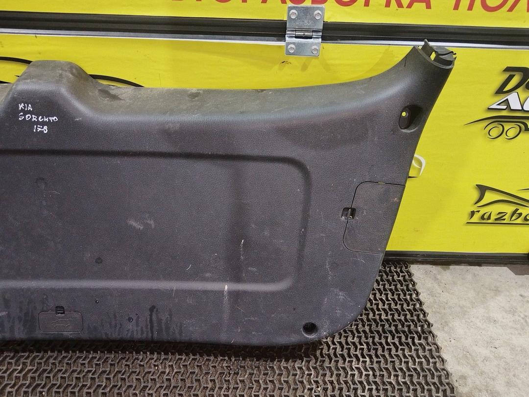 Обшивка крышки багажника WW38EJ Kia Sorento купить с доставкой