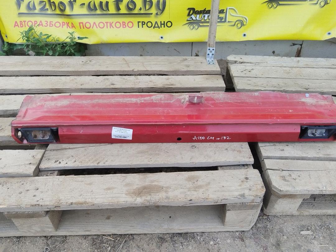 Часть кузова (вырезанный элемент) 72X1RI Audi 100 - Фото 1