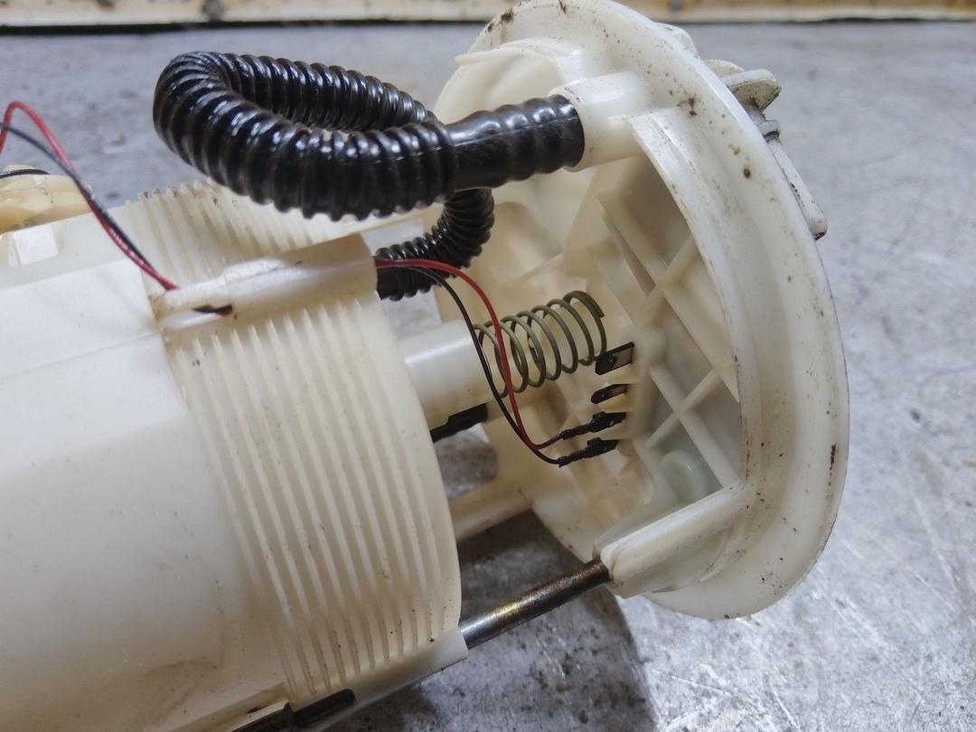 Колба в бак J2PPPB Renault Scenic купить на авторазборке