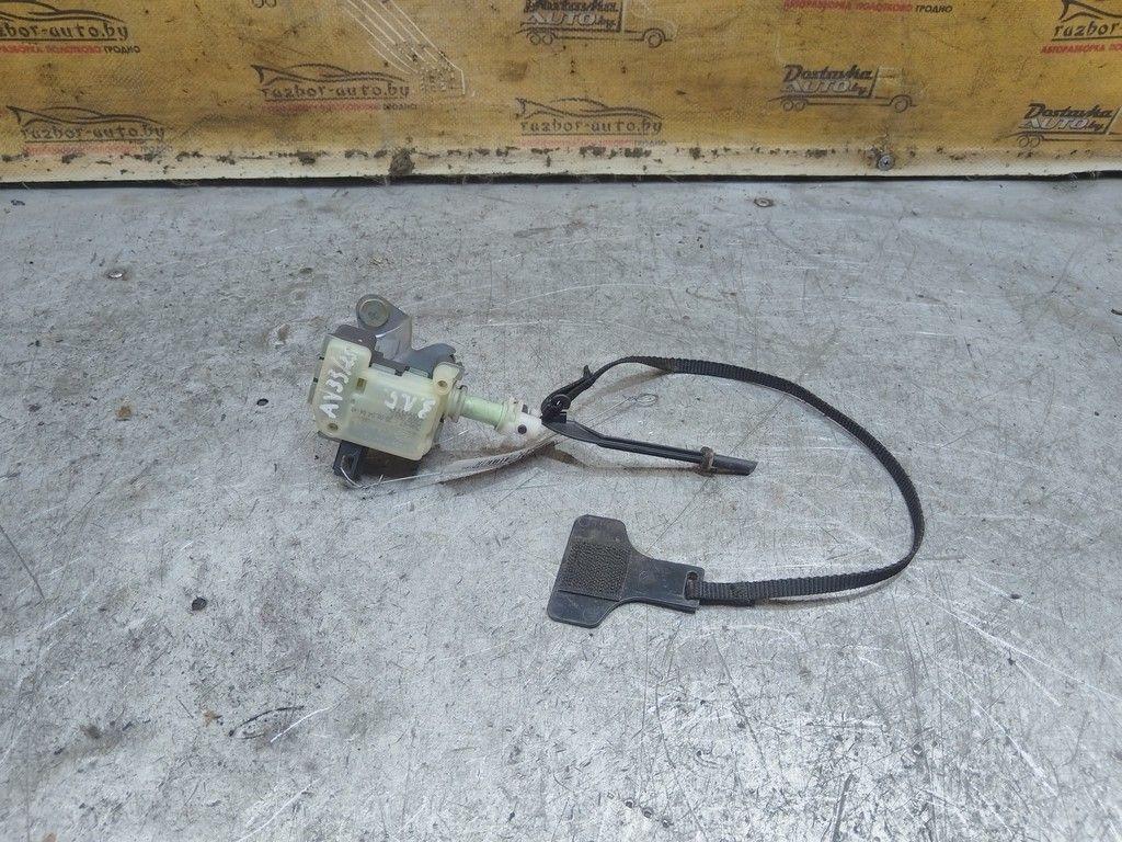 Активатор замка крышки топливного бака U0A9AY Toyota Avensis - Фото 1