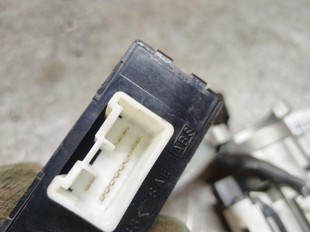 Замок зажигания U8Z9A8 Toyota Corolla - Фото 6