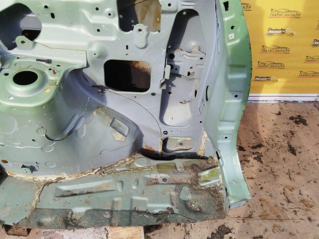 Крыло заднее правое DA4812 Mazda Premacy undefined