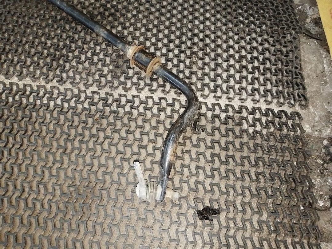 Стабилизатор подвески (поперечной устойчивости) задний GRJCUJ Ford Fusion купить на авторазборке