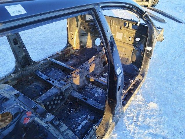 Стойка кузовная центральная правая FO7O47 Toyota Avensis купить на авторазборке